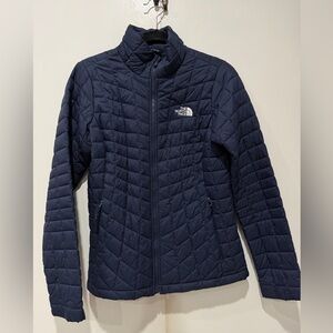 Gently used North Face Women's Thermoball Eco Jacket Navy Blue
